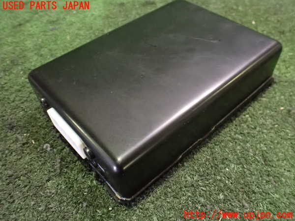 2UPJ-29096525]シビック タイプR(FD2)アンプ 中古_m0002.jpg