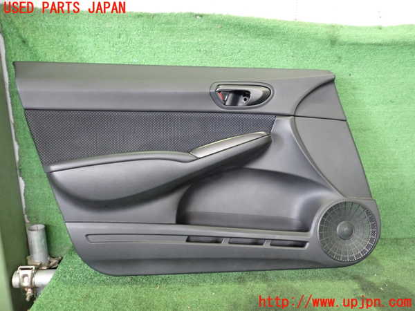 2UPJ-29091264]シビック タイプR(FD2)左前ドア内張り 中古_m0001.jpg