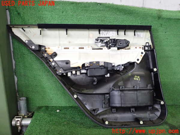 2UPJ-29091294]シビック タイプR(FD2)右後ドア内張り 中古_m0003.jpg
