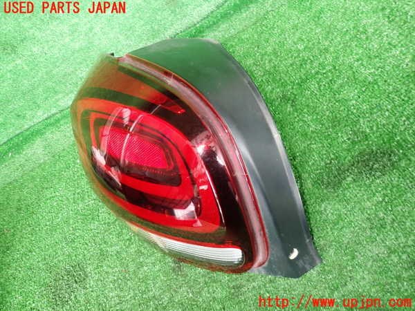 2UPJ-29111536]シトロエン・C3(B6HN05)左テールランプ 中古_m0002.jpg