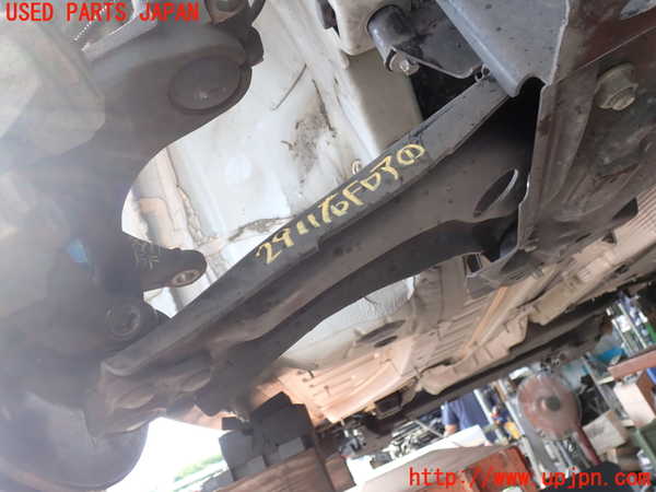 2UPJ-29115176]シトロエン・C3(B6HN05)右フロントロアアーム1 中古_m0001.jpg