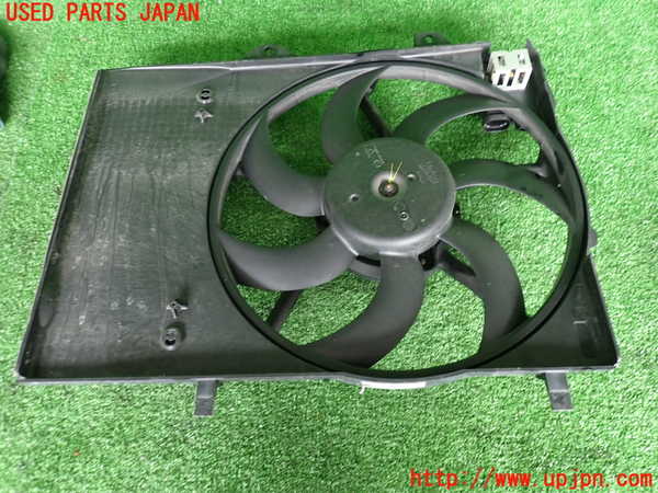 2UPJ-29116836]シトロエン・C3(B6HN05)電動ファン1 中古_m0002.jpg