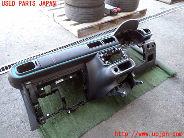 2UPJ-29117505]シトロエン・C3(B6HN05)ダッシュボード 中古_m0002.jpg