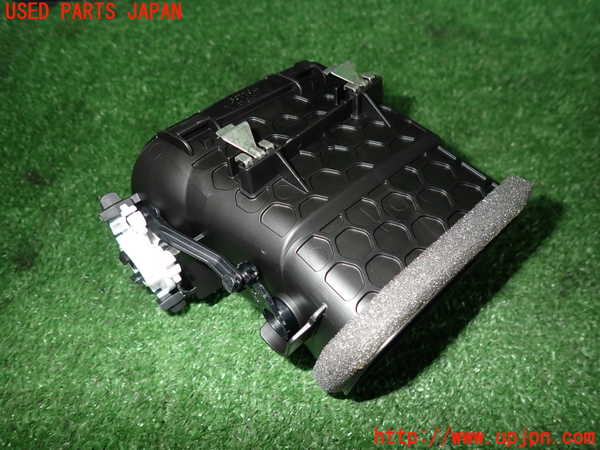 2UPJ-29117527]シトロエン・C3(B6HN05)エアコン吹き出し口2 中古_m0002.jpg