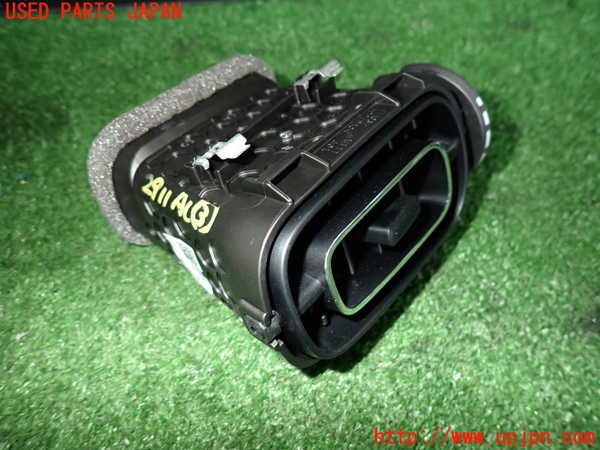 2UPJ-29117528]シトロエン・C3(B6HN05)エアコン吹き出し口3 中古_m0001.jpg