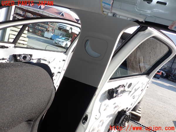 2UPJ-29117665]シトロエン・C3(B6HN05)右センターピラートリム 中古_m0002.jpg