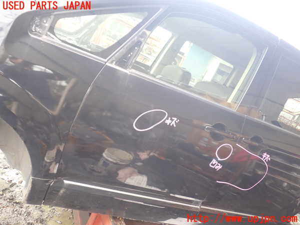 1UPJ-29121260]デリカD：5(CV2W)左前ドア 中古 AGC M2H3 43R-00033_m0001.jpg