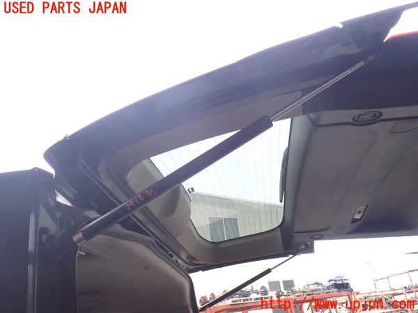 5UPJ-29121584]デリカD：5(CV2W)リアゲートダンパー 中古_m0002.jpg