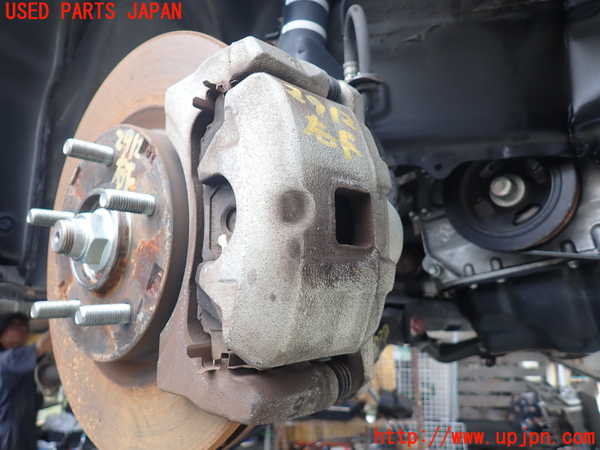 5UPJ-29124080]デリカD：5(CV2W)右フロントキャリパー 中古_m0001.jpg