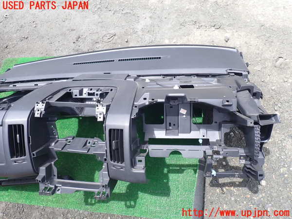 1UPJ-29127505]デリカD：5(CV2W)ダッシュボード 中古_m0002.jpg
