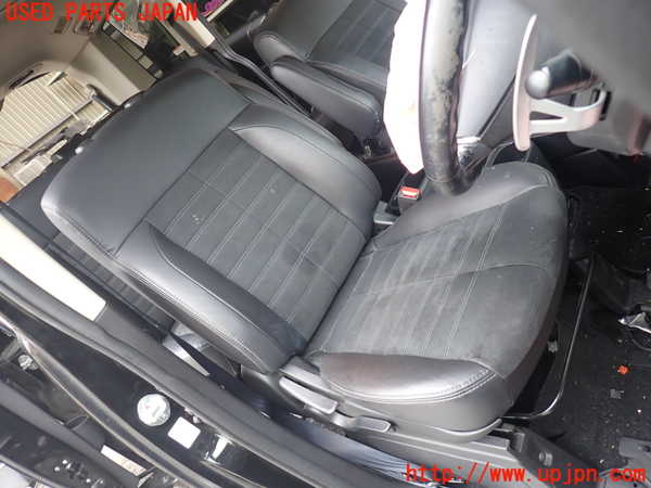 5UPJ-29127035]デリカD：5(CV2W)運転席シート 中古_m0001.jpg