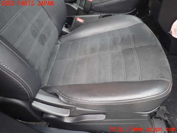 5UPJ-29127035]デリカD：5(CV2W)運転席シート 中古_m0003.jpg