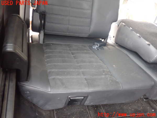 5UPJ-29127235]デリカD：5(CV2W)右3列目シート 中古_m0003.jpg