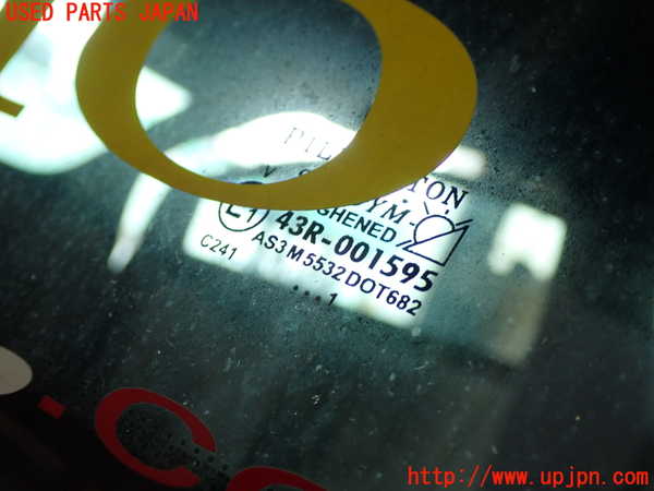 1UPJ-29131382]アバルト・695(不明)左クォーターガラス PILKINGTON M5532 中古_m0002.jpg