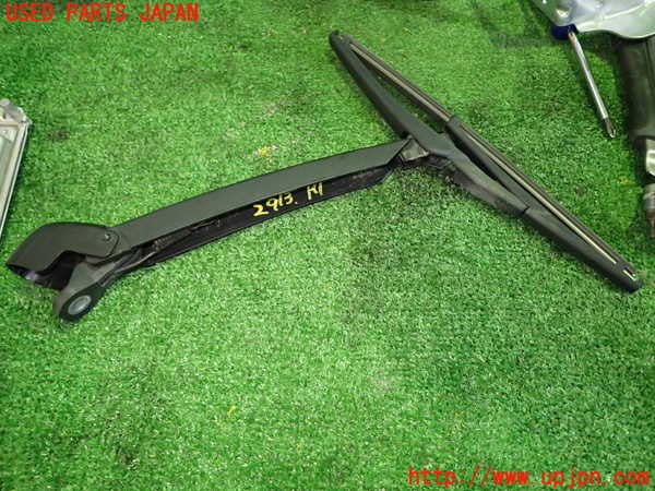 1UPJ-29131661]アバルト・695(不明)リアワイパーアーム1 中古_m0002.jpg