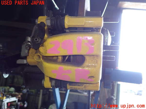 1UPJ-29134090]アバルト・695(不明)右リアキャリパー 中古_m0001.jpg
