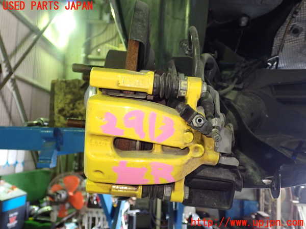 1UPJ-29134095]アバルト・695(不明)左リアキャリパー 中古_m0001.jpg