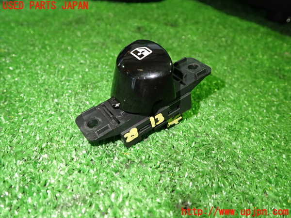 1UPJ-29136240]アバルト・695(不明)右パワーウィンドウスイッチ 中古_m0001.jpg