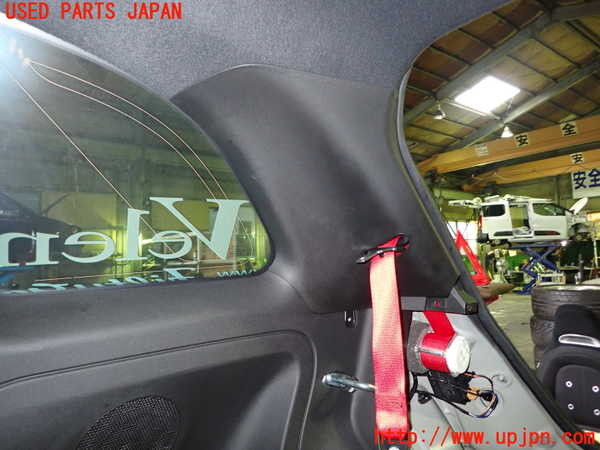 1UPJ-29137675]アバルト・695(不明)右リアピラートリム 中古_m0003.jpg
