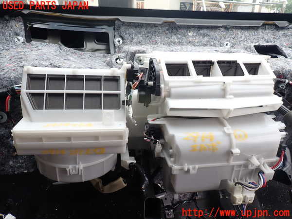 1UPJ-29146081]デリカD：5(CV1W)エバポレーター1 中古_m0001.jpg