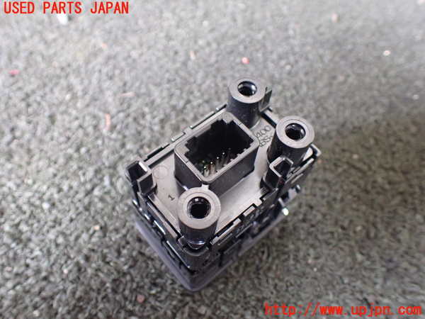 1UPJ-29146306]デリカD：5(CV1W)スイッチ1 (電動パーキング オートホールド) 中古_m0002.jpg