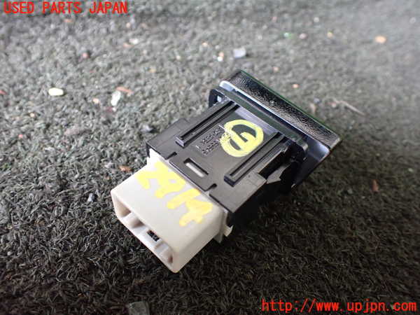 1UPJ-29146312]デリカD：5(CV1W)スイッチ7 (リヤエアコン) 中古_m0002.jpg