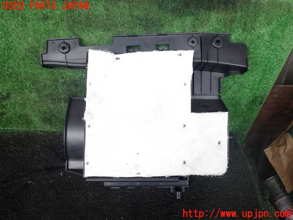 1UPJ-29147842]デリカD：5(CV1W)小物入れ2 中古_m0003.jpg