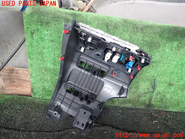 1UPJ-29147693]デリカD：5(CV1W)内装トリム類3 中古_m0004.jpg