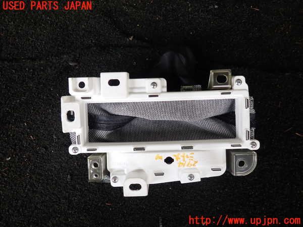 1UPJ-29147575]デリカD：5(CV1W)シフトブーツ 中古_m0003.jpg