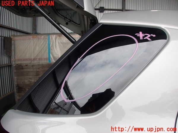 2UPJ-29151380]ロッキー(ROCKY) ハイブリッド(A202S)右クォーターガラス (43R-007987) 中古_m0001.jpg