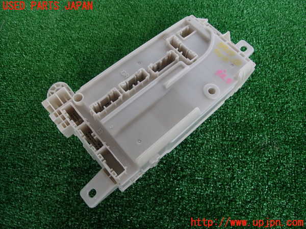 2UPJ-29156741]ロッキー(ROCKY) ハイブリッド(A202S)ヒューズボックス1 中古_m0002.jpg
