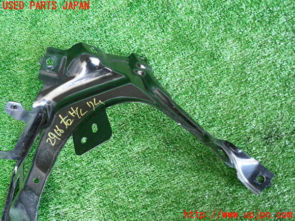 2UPJ-29161140]BMW ミニ(MINI)クーパー(XM15)右ヘッドライトリム 中古 F56_m0004.jpg