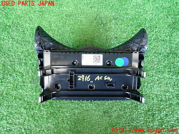 5UPJ-29166066]BMW ミニ(MINI)クーパー(XM15)エアコンスイッチ1 中古 F56_m0002.jpg