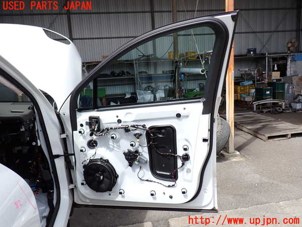 2UPJ-29171230]ポルシェ・マカン ターボ(95BCTL)右前ドア 中古(43R-00050 M62)_m0005.jpg