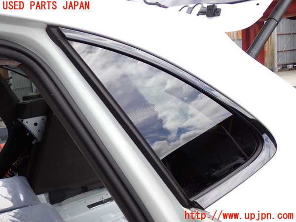 2UPJ-29171382]ポルシェ・マカン ターボ(95BCTL)左クォーターガラス 中古(43R-002092 M98)_m0002.jpg