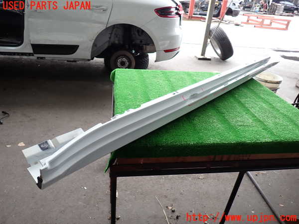 2UPJ-29171390]ポルシェ・マカン ターボ(95BCTL)右サイドステップ 中古_m0001.jpg