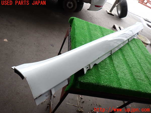2UPJ-29171390]ポルシェ・マカン ターボ(95BCTL)右サイドステップ 中古_m0003.jpg