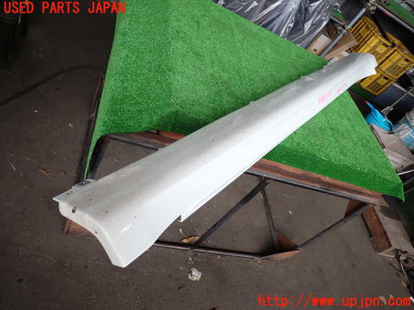 2UPJ-29171390]ポルシェ・マカン ターボ(95BCTL)右サイドステップ 中古_m0004.jpg