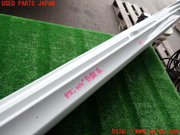 2UPJ-29171392]ポルシェ・マカン ターボ(95BCTL)左サイドステップ 中古_m0002.jpg