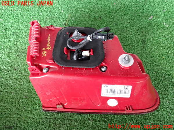 2UPJ-29171550]ポルシェ・マカン ターボ(95BCTL)右リアフィニッシャー 中古_m0002.jpg