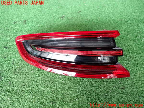 2UPJ-29171536]ポルシェ・マカン ターボ(95BCTL)左テールランプ 中古_m0001.jpg