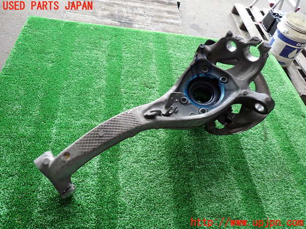 2UPJ-29174290]ポルシェ・マカン ターボ(95BCTL)右フロントナックルハブ 中古_m0002.jpg