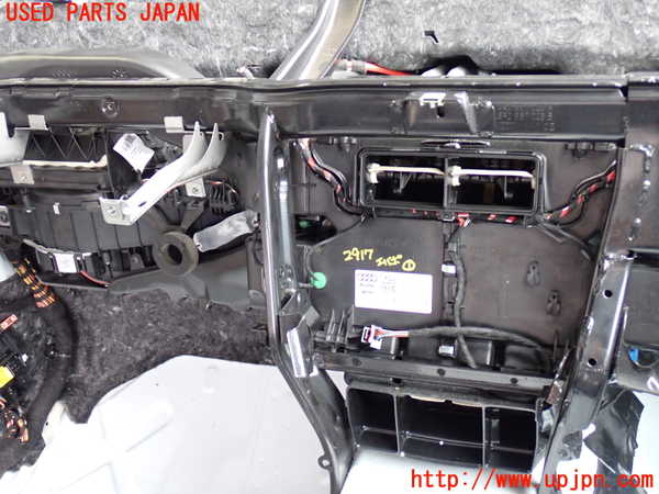 2UPJ-29176081]ポルシェ・マカン ターボ(95BCTL)エバポレーター1 中古_m0001.jpg