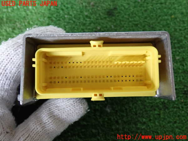 2UPJ-29176145]ポルシェ・マカン ターボ(95BCTL)エアバッグコンピューター 中古_m0002.jpg