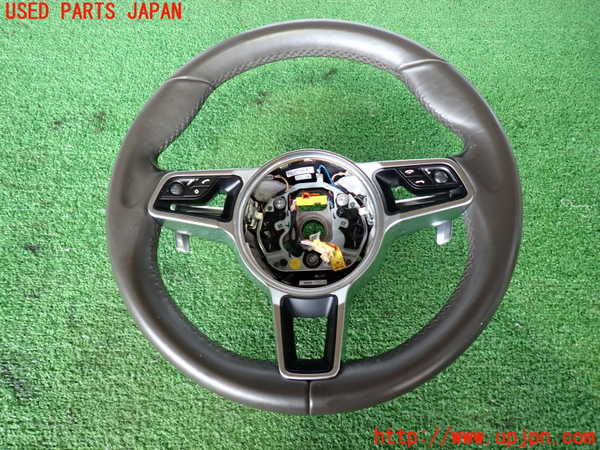 2UPJ-29177855]ポルシェ・マカン ターボ(95BCTL)ステアリングホイール 中古_m0001.jpg