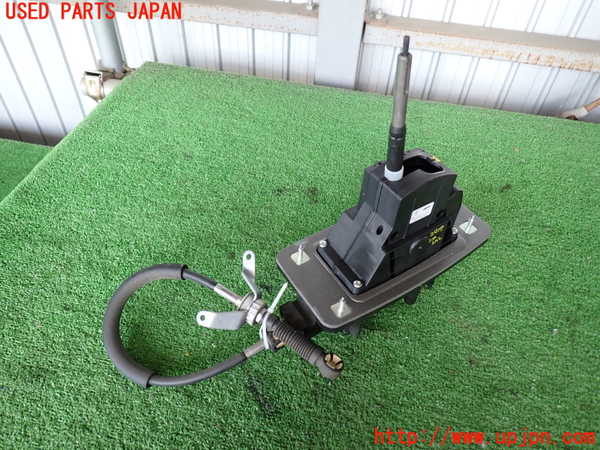 2UPJ-29177555]ポルシェ・マカン ターボ(95BCTL)ATシフトレバー 中古_m0001.jpg