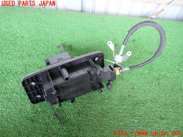 2UPJ-29177555]ポルシェ・マカン ターボ(95BCTL)ATシフトレバー 中古_m0004.jpg