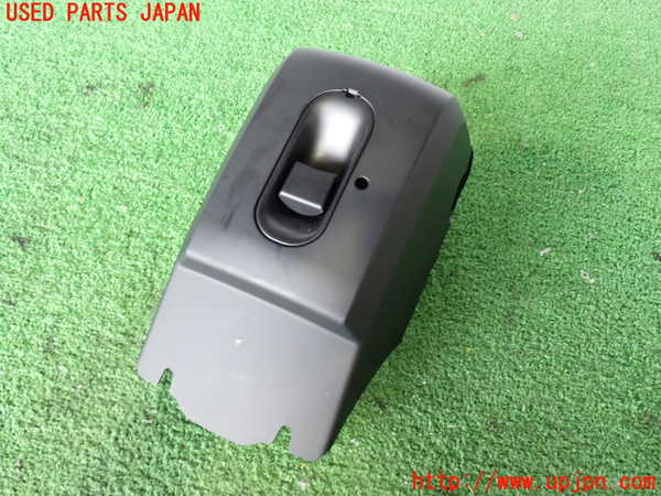 2UPJ-29177905]ポルシェ・マカン ターボ(95BCTL)コラムカバー 中古_m0003.jpg