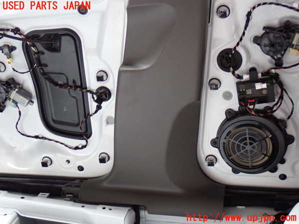 2UPJ-29177665]ポルシェ・マカン ターボ(95BCTL)右センターピラートリム 中古_m0003.jpg