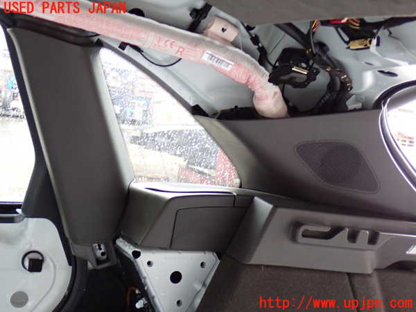 2UPJ-29177675]ポルシェ・マカン ターボ(95BCTL)右リアピラートリム 中古_m0002.jpg